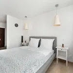 Lägenhet Port - Obroncow Westerplatte By Solarento Kołobrzeg