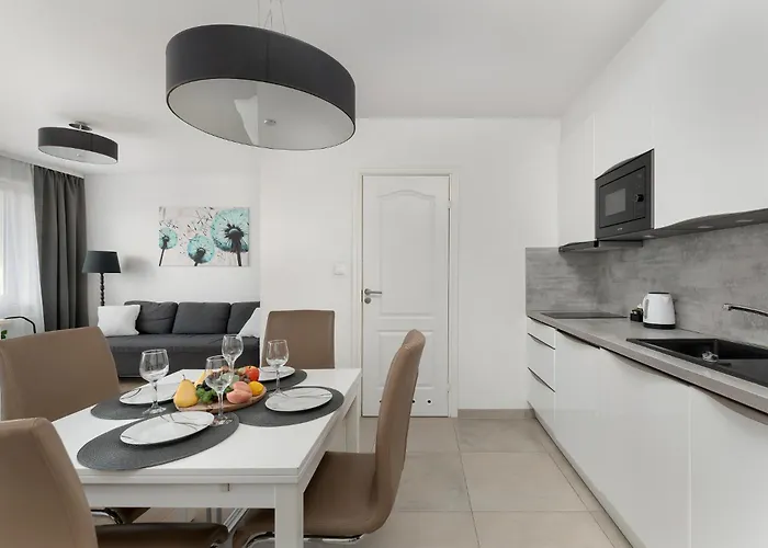 Apartment Port - Obroncow Westerplatte By Solarento