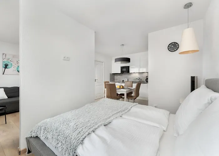 Port - Obroncow Westerplatte By Solarento * Kolobrzeg